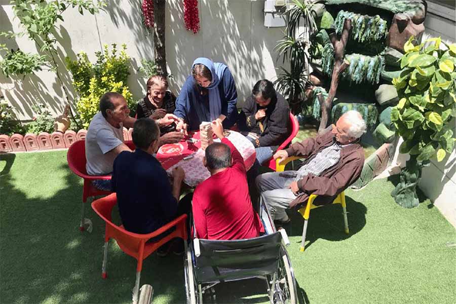 صدرا بهترین خانه سالمندان تهرانپارس