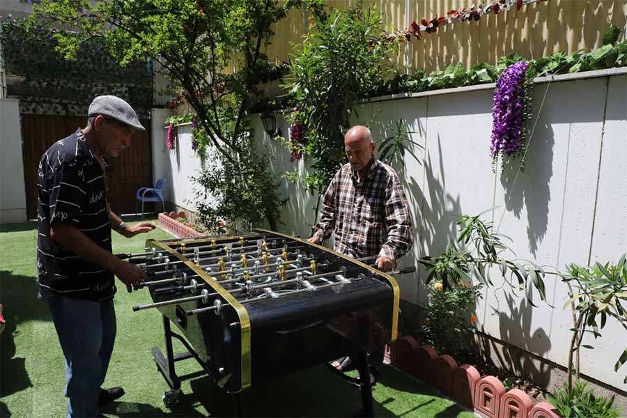 مهر پویا خانه سالمندان فلکه سوم تهرانپارس