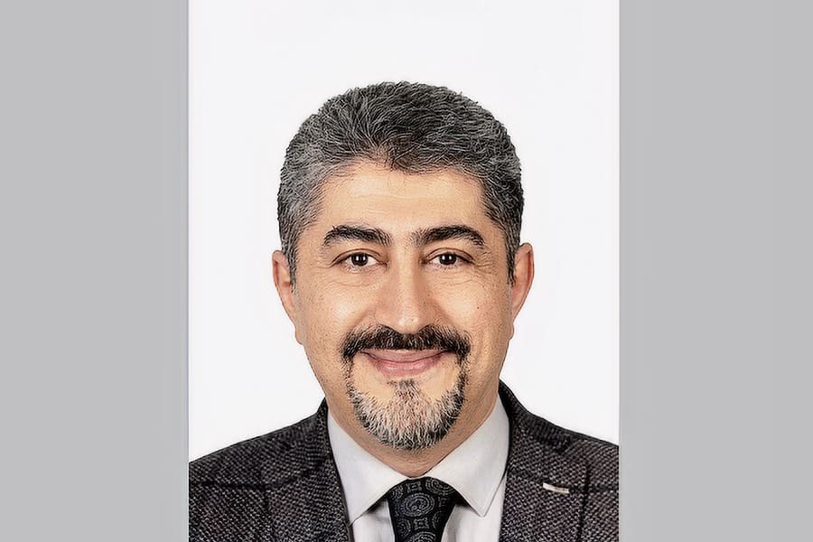دکتر نادر رضایی متخصص ریه