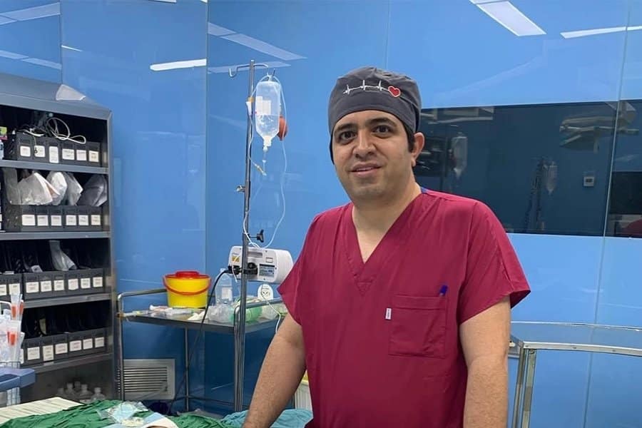 دکتر بابک احدی دکتر پنجه طلا کلیه اصفهان