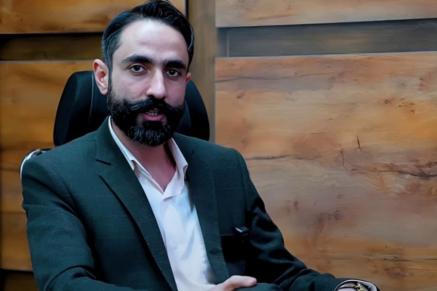 عبداله سعادت فر بهترین دکتر پروستات اصفهان