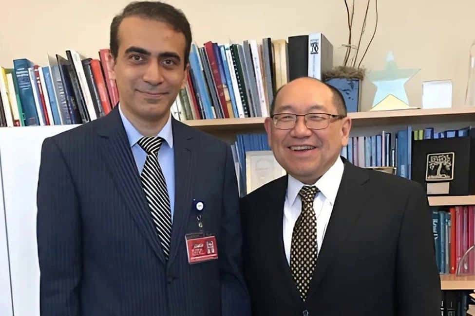 دکتر پیمان چشم پزشک اصفهان