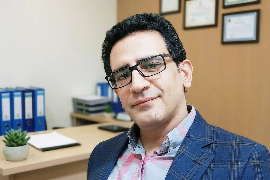 دکتر کاوه کاشانی دکتر پنجه طلا مغز و اعصاب شیراز