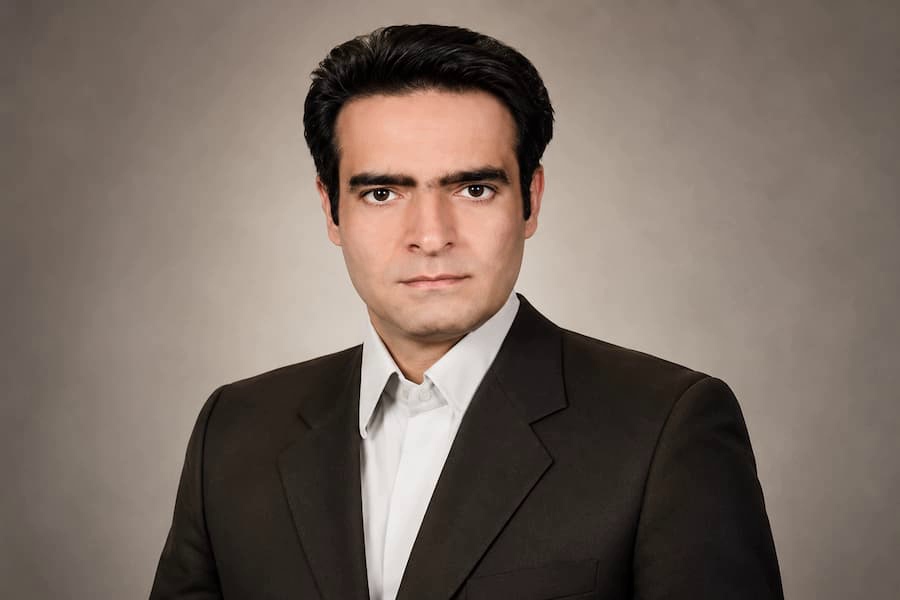 دکتر رامین نیکنام گوارش شیراز